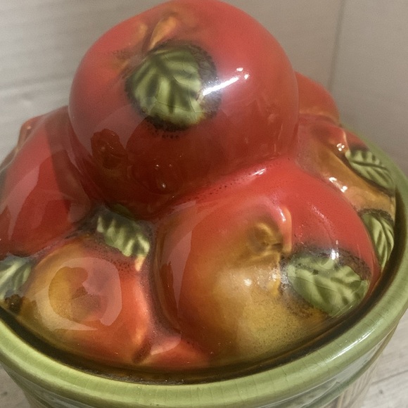 Vintage APPLES IN A BASKET Canister 3 piece set …   EXCELLENT CONDITION - Picture 15 of 16